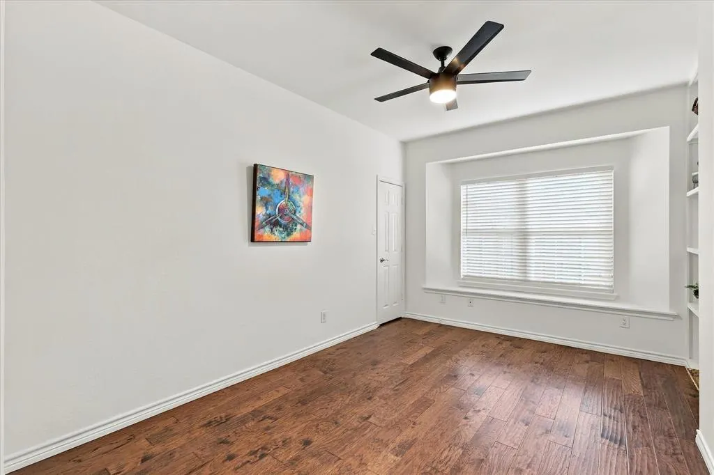 1329 Bateman Lane