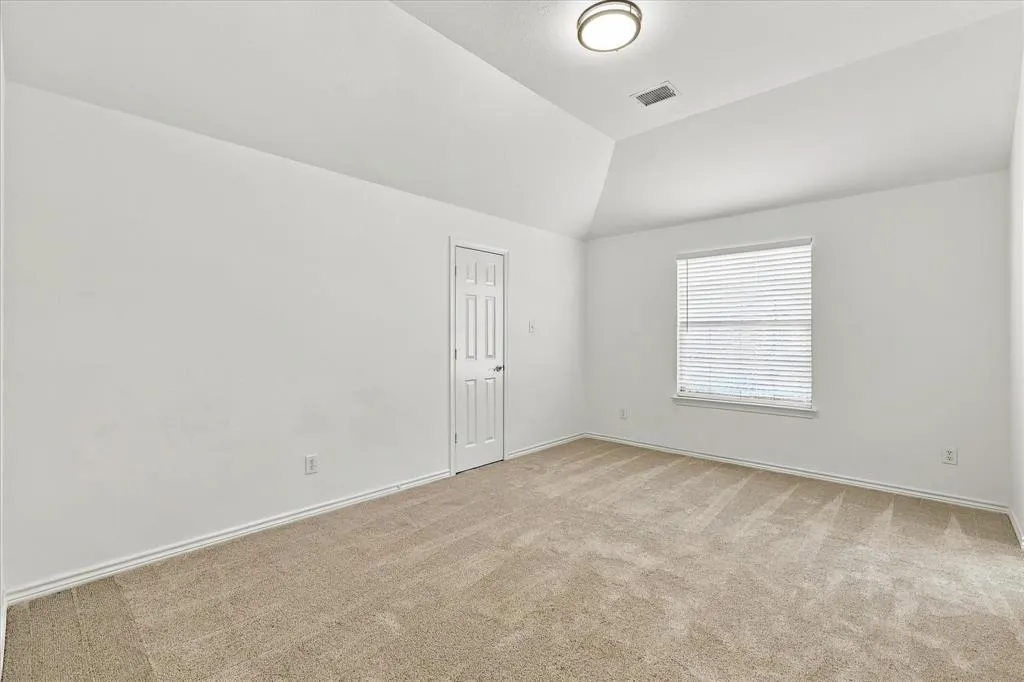 1329 Bateman Lane