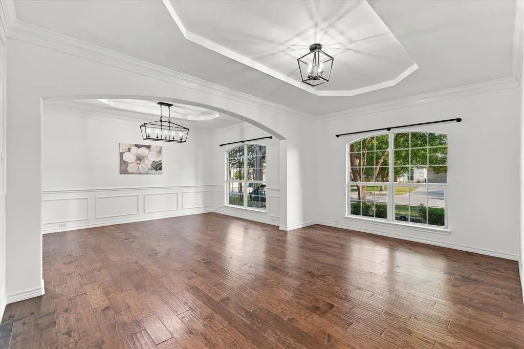 1329 Bateman Lane