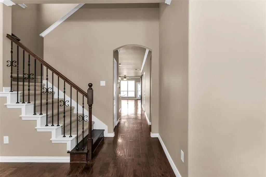 612 Sundrop Drive