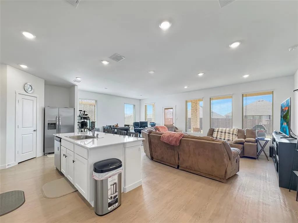 1300 Rockwell Drive
