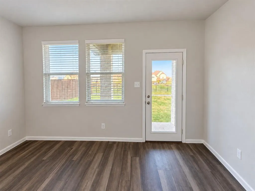 404 Amenduni Lane
