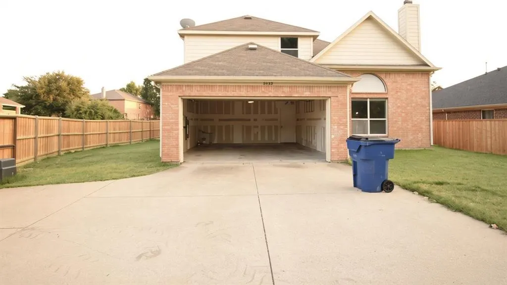 11398 Seguin Drive
