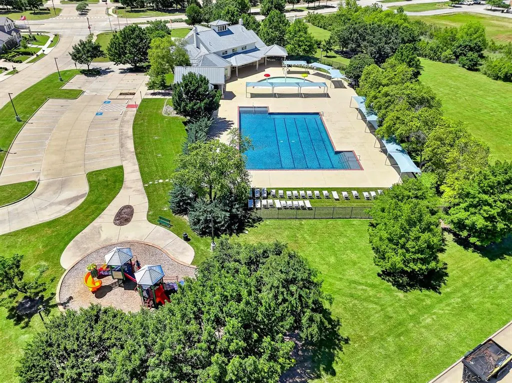 1516 Abby Creek Drive