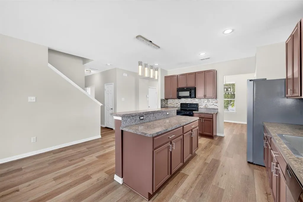 1516 Abby Creek Drive