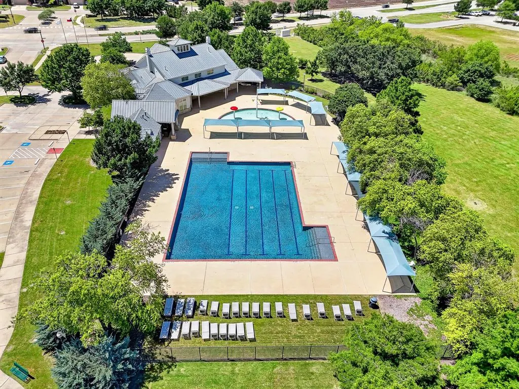 1516 Abby Creek Drive