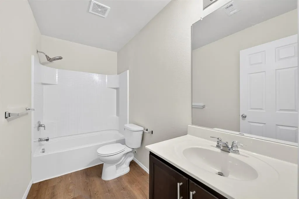 1516 Abby Creek Drive