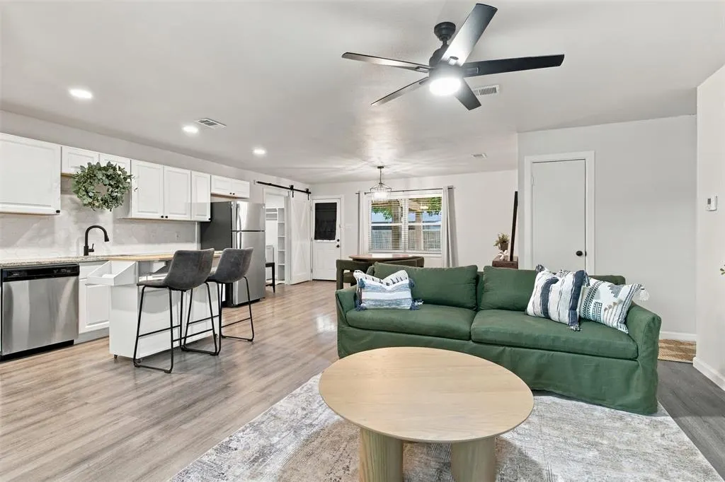 1101 Midway Drive