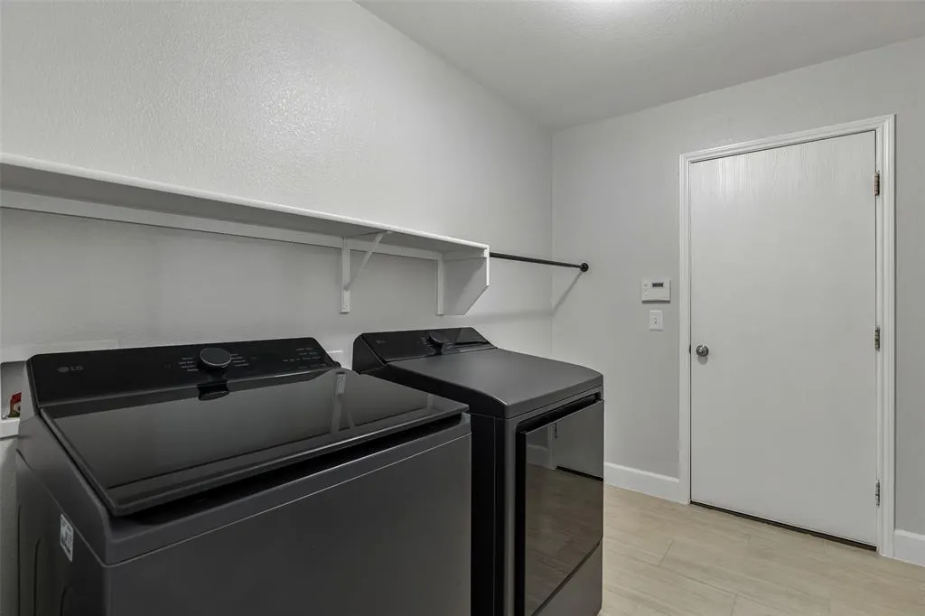 3022 Pinyon Place