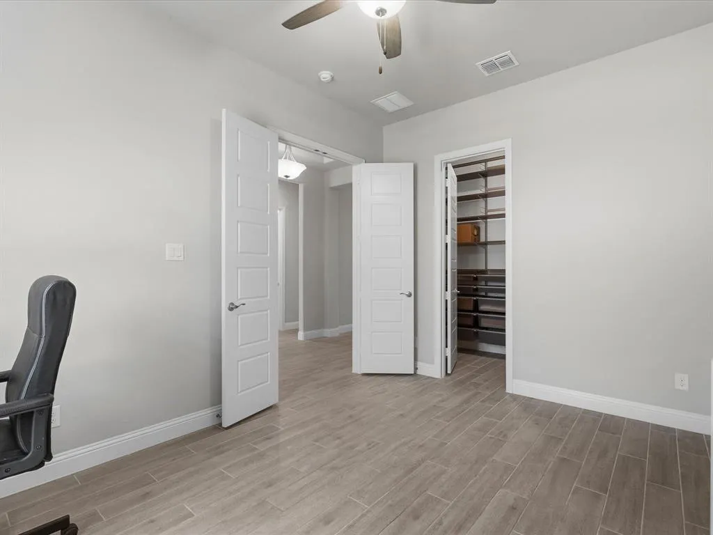 7025 Central Court