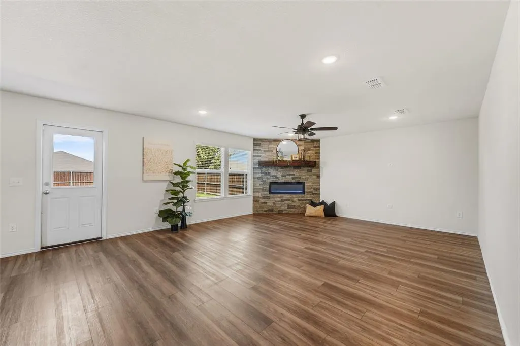 1209 Waggoner Drive