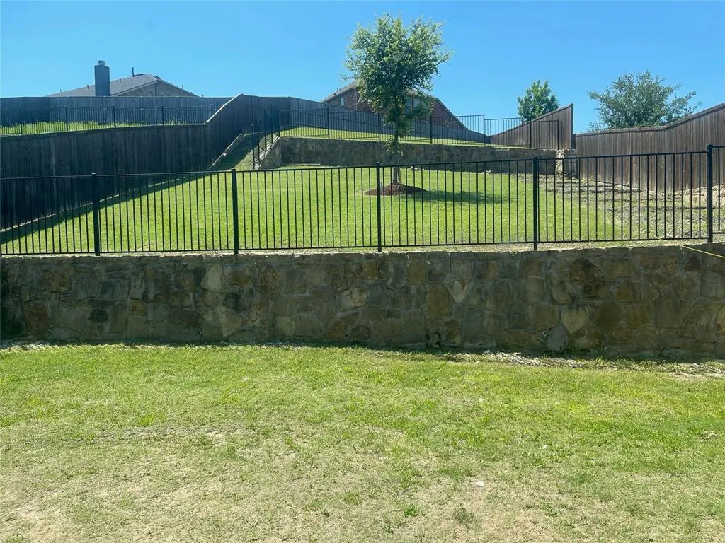 1200 Gibson Drive