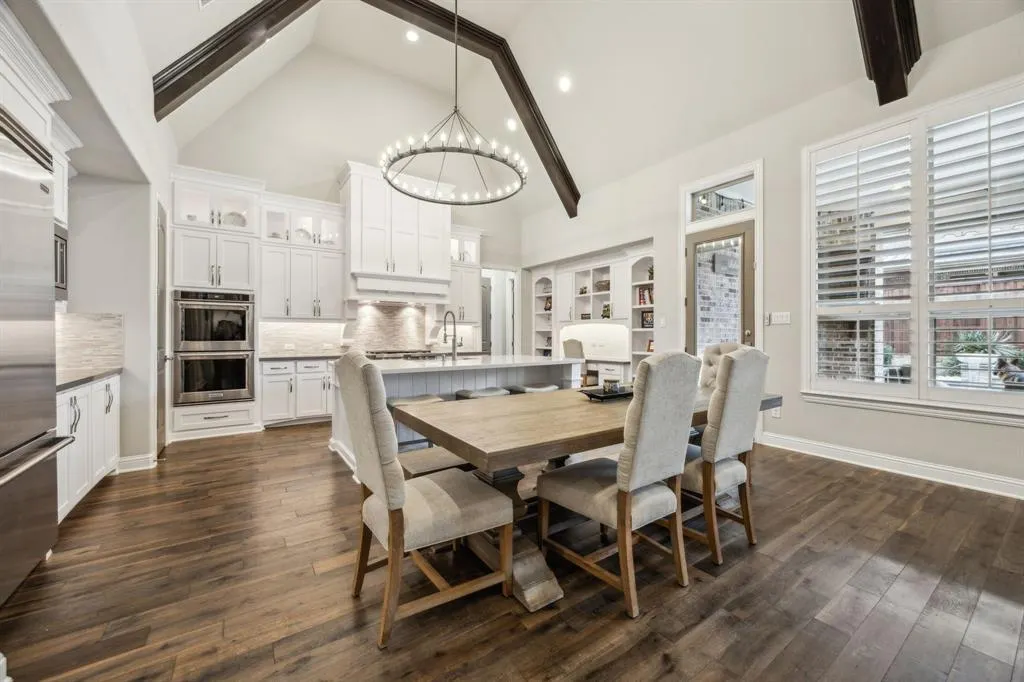 4401 Jasmine Way
