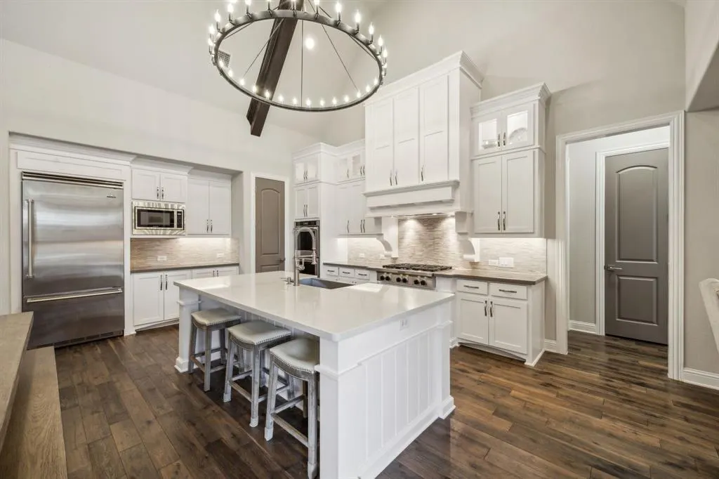 4401 Jasmine Way