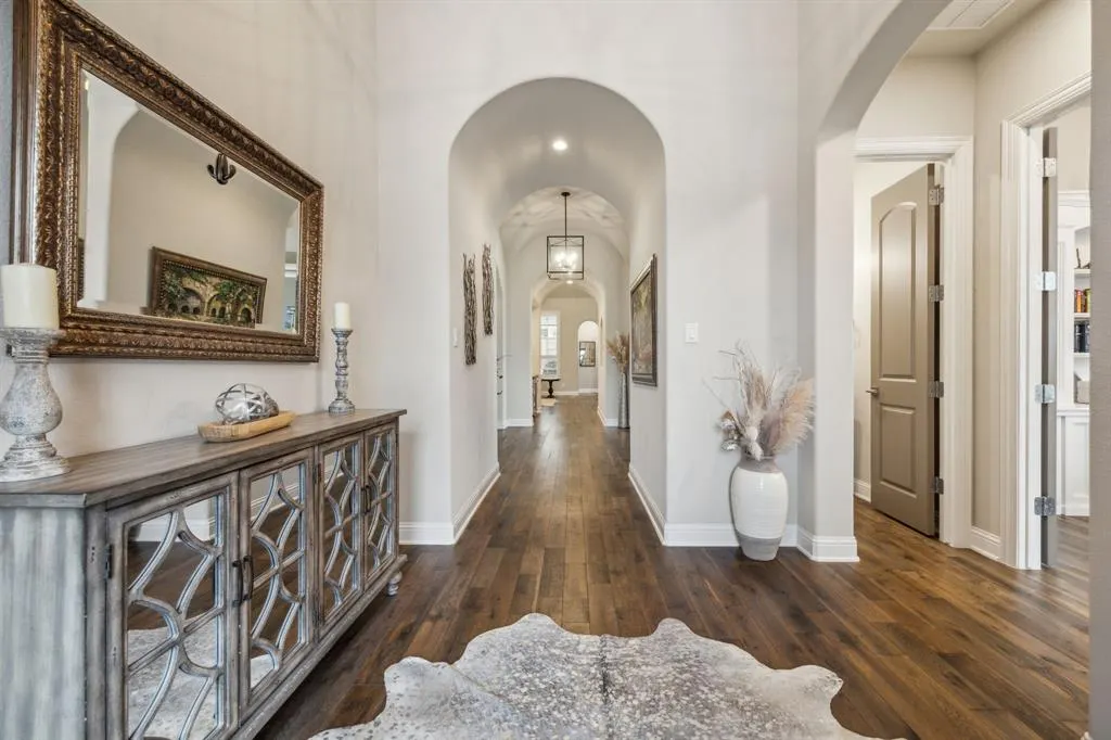 4401 Jasmine Way