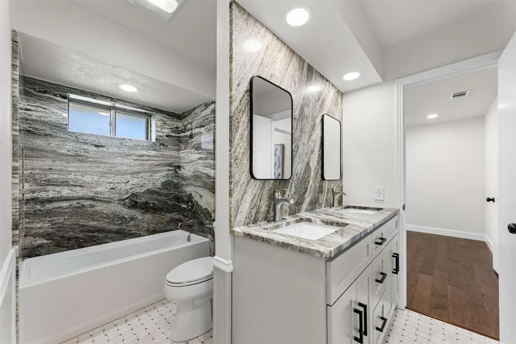 3946 Candlenut Lane