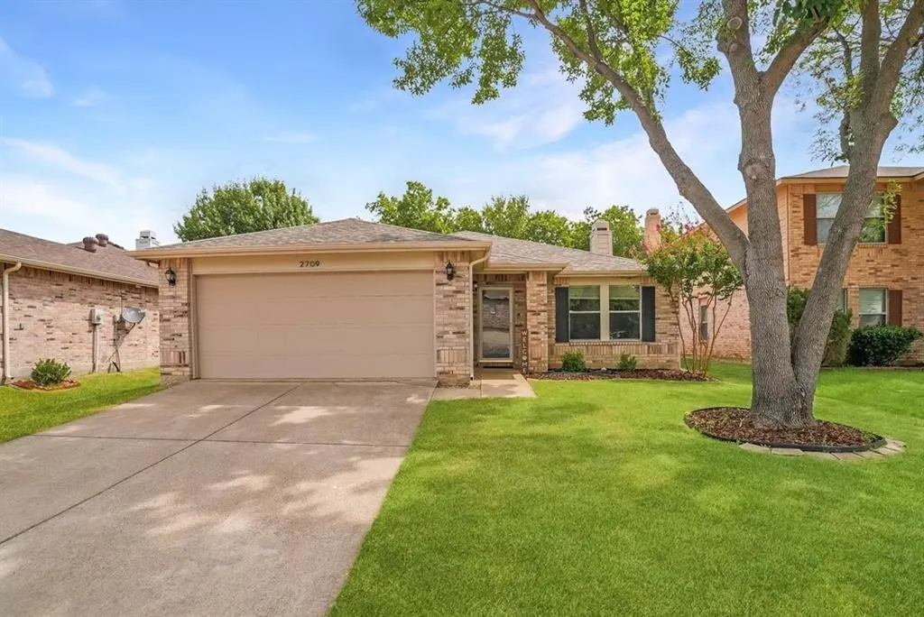 2709 White Oak Drive