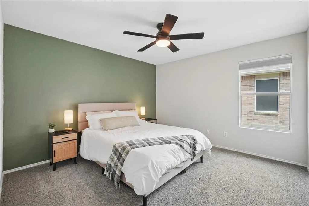 2709 White Oak Drive