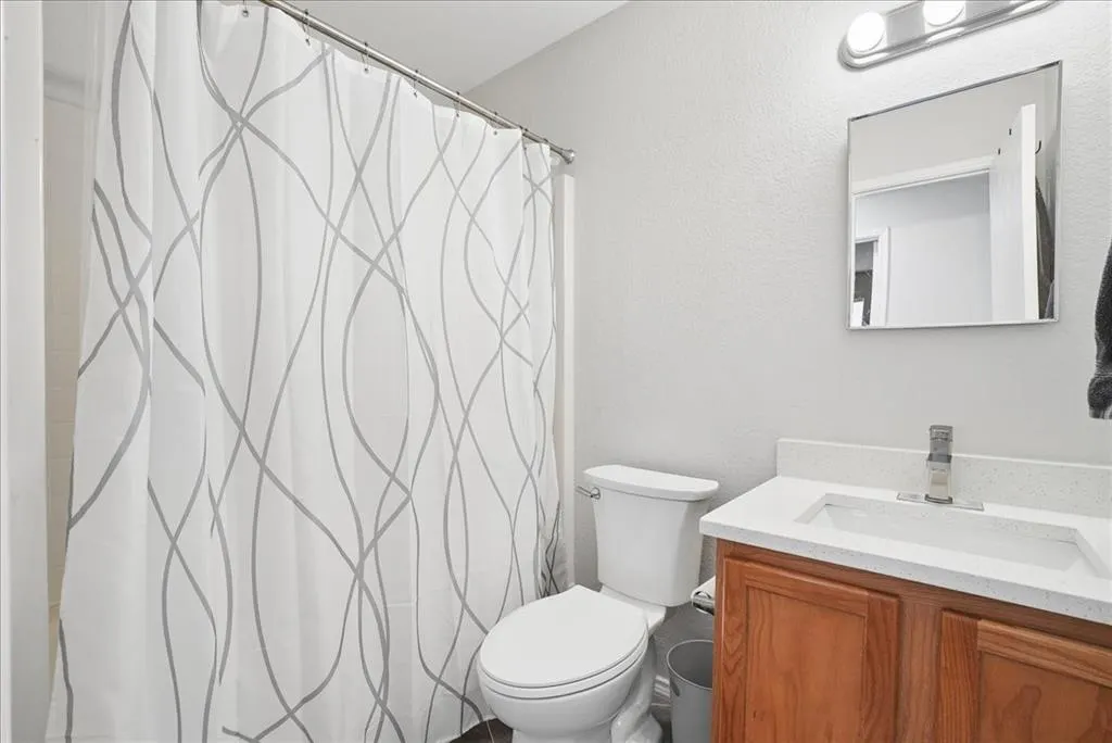 2709 White Oak Drive
