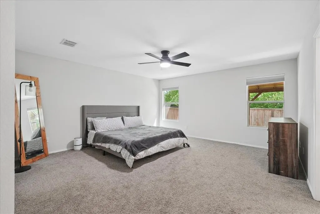 2709 White Oak Drive