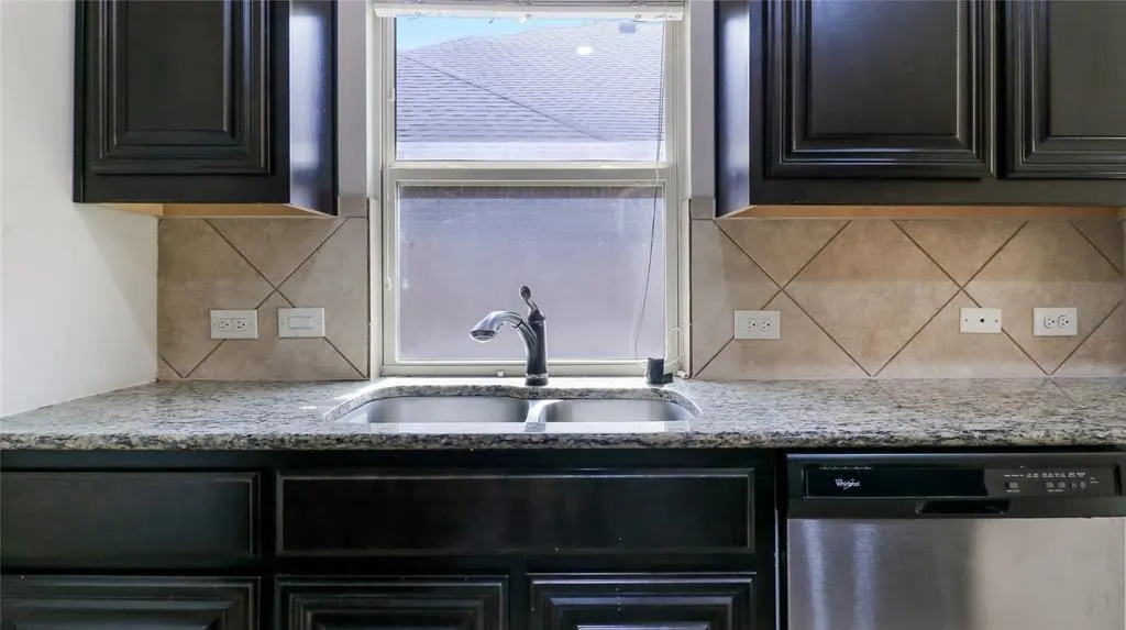 1208 Ponderosa Drive