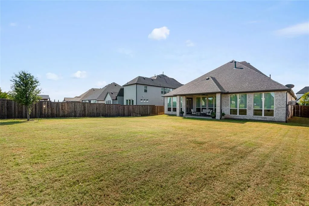 1570 Turnberry Drive