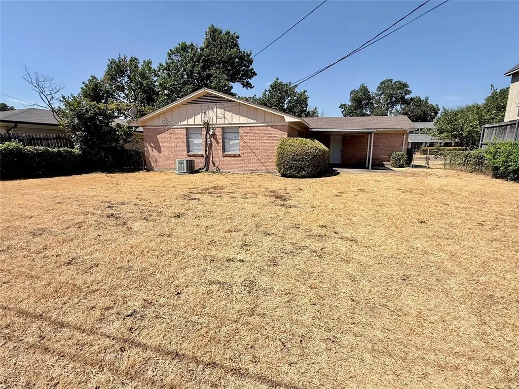 1310 Hampshire Lane