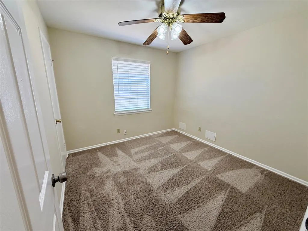 1310 Hampshire Lane