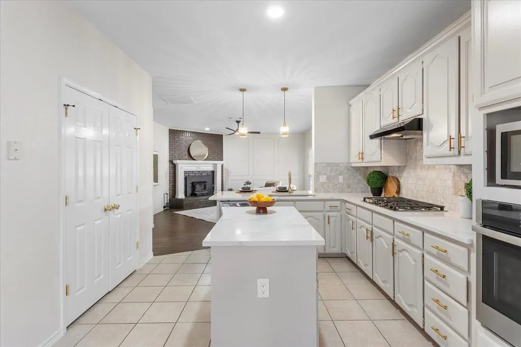 1326 Woodmoor Drive