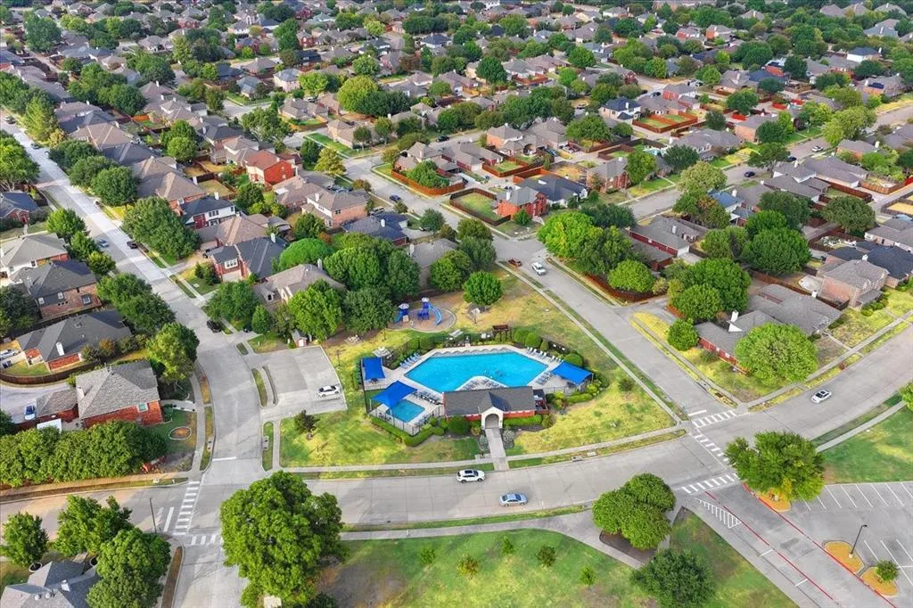 1326 Woodmoor Drive