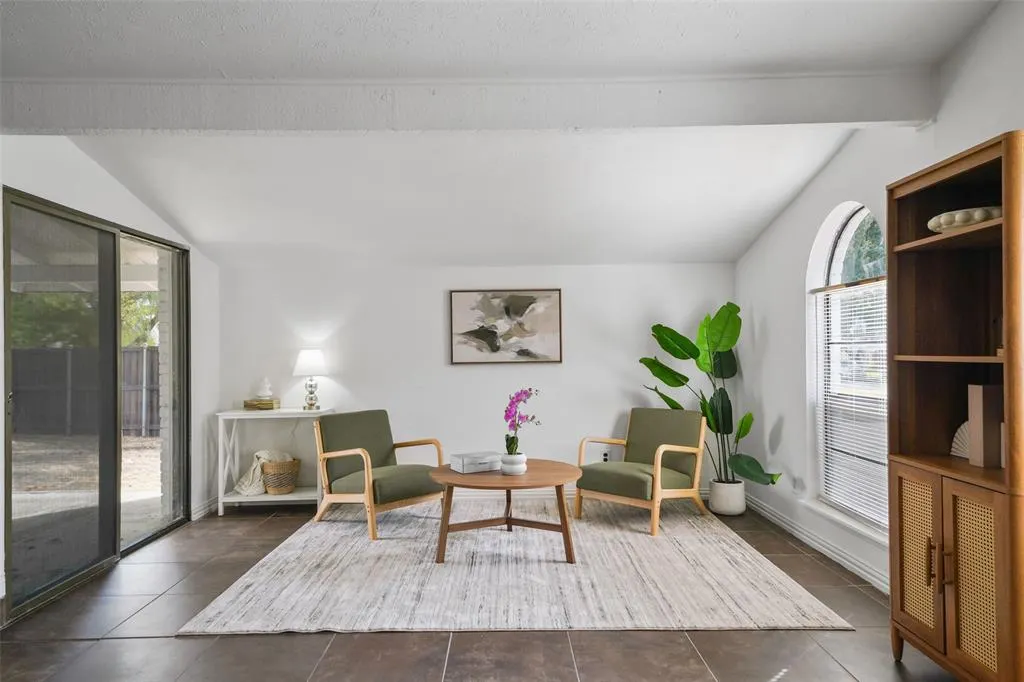 1515 Cherokee Trail