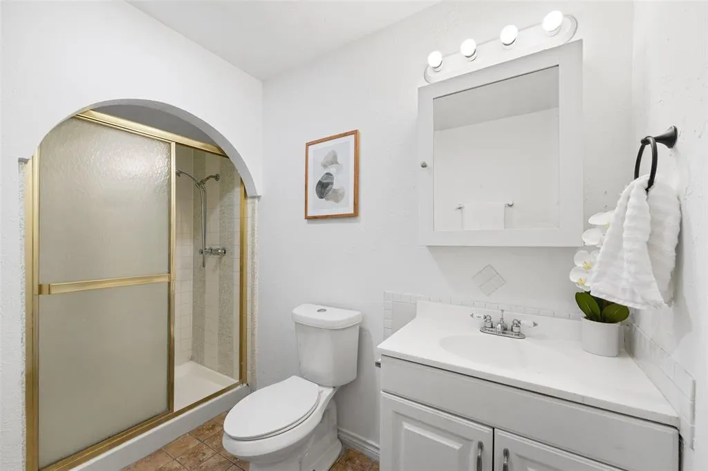 1515 Cherokee Trail