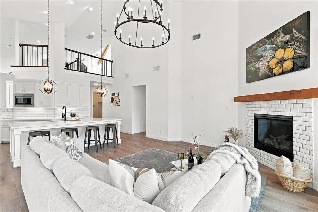 2831 Killdeer Trail