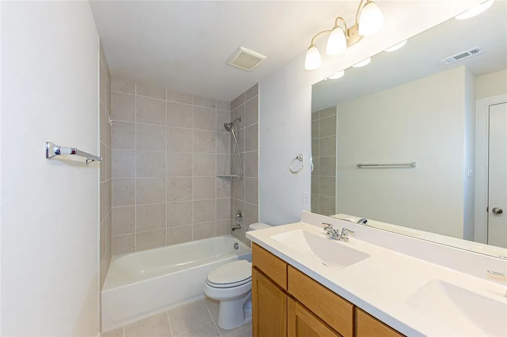 3517 Iron Horse Drive