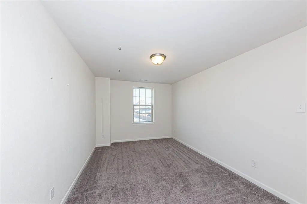 3517 Iron Horse Drive