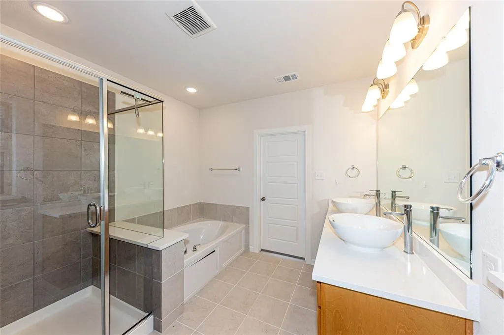3517 Iron Horse Drive