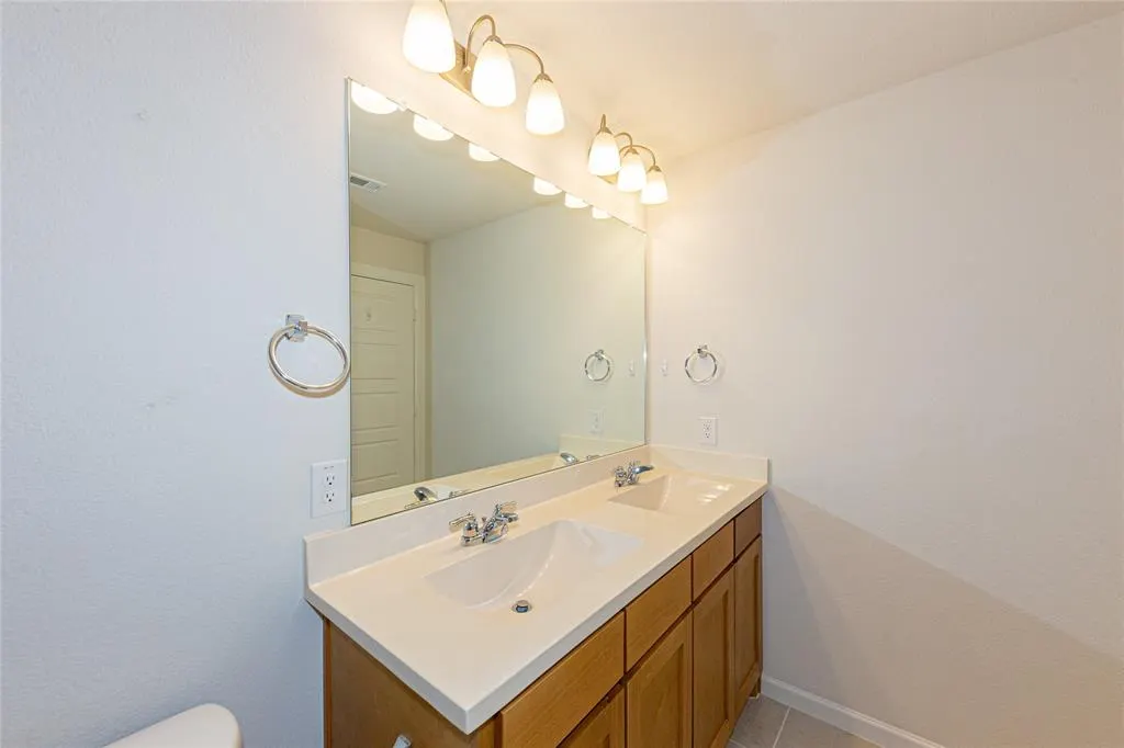 3517 Iron Horse Drive