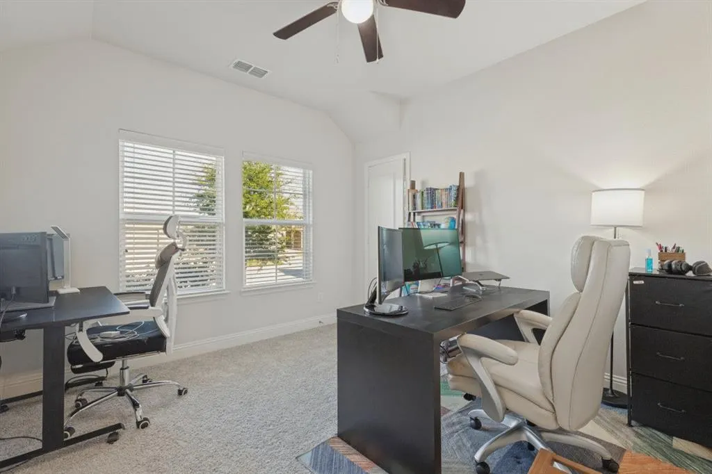 2225 Poppy Valley Lane