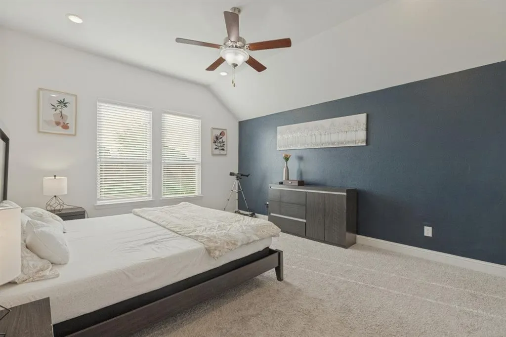 2225 Poppy Valley Lane