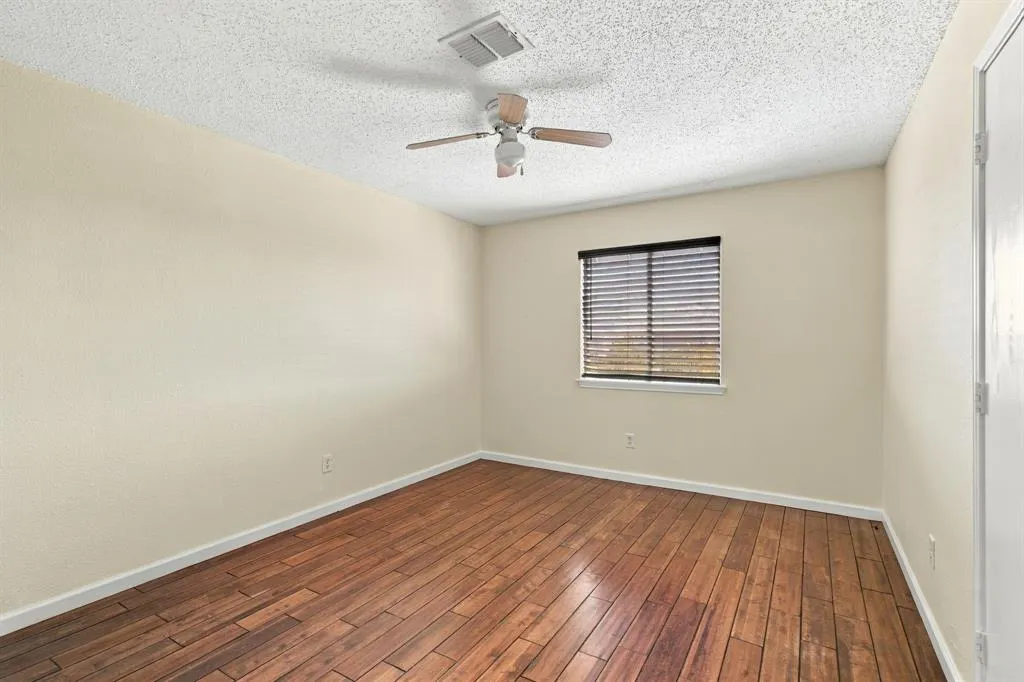 1409 Ridgecrest Drive