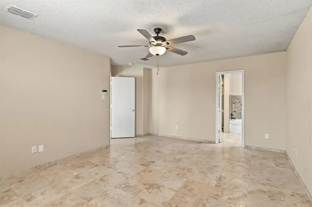 1409 Ridgecrest Drive