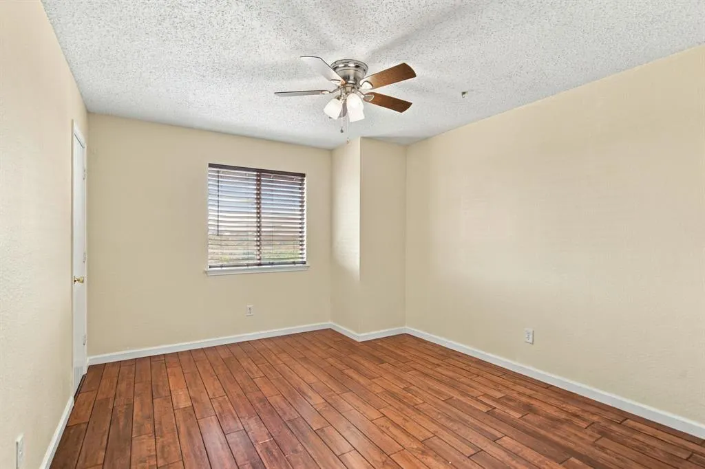 1409 Ridgecrest Drive