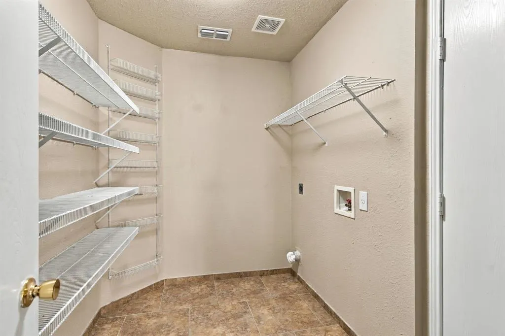 1409 Ridgecrest Drive