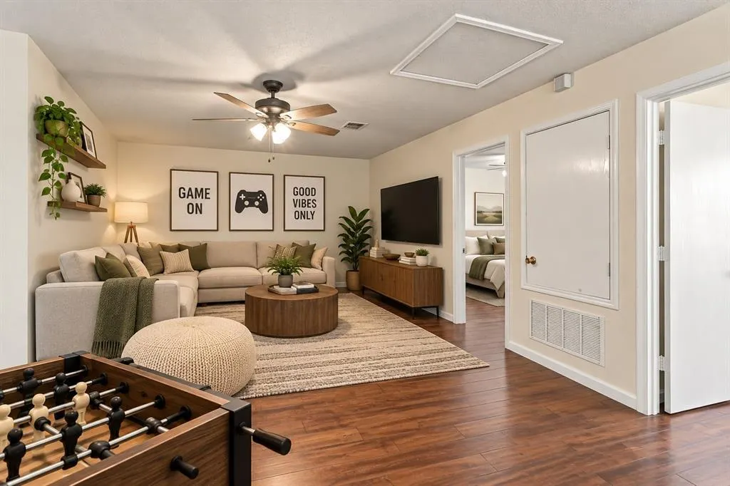 1409 Ridgecrest Drive