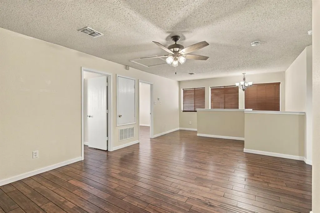 1409 Ridgecrest Drive