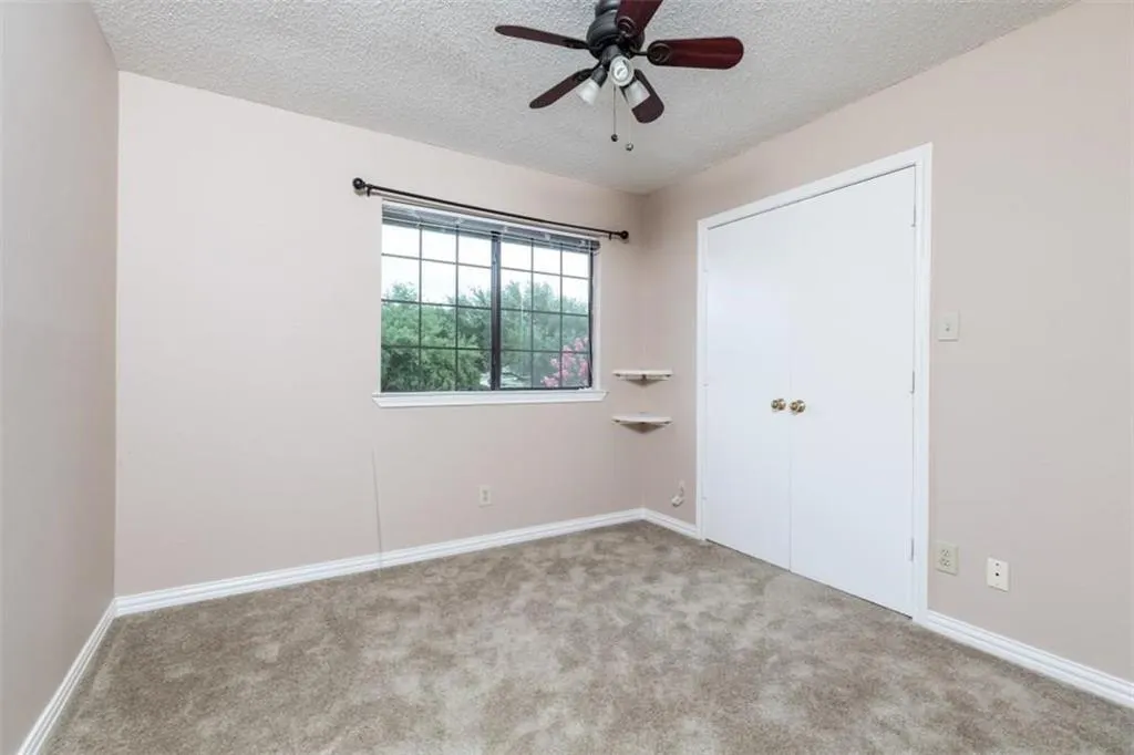 1203 Laurel Lane