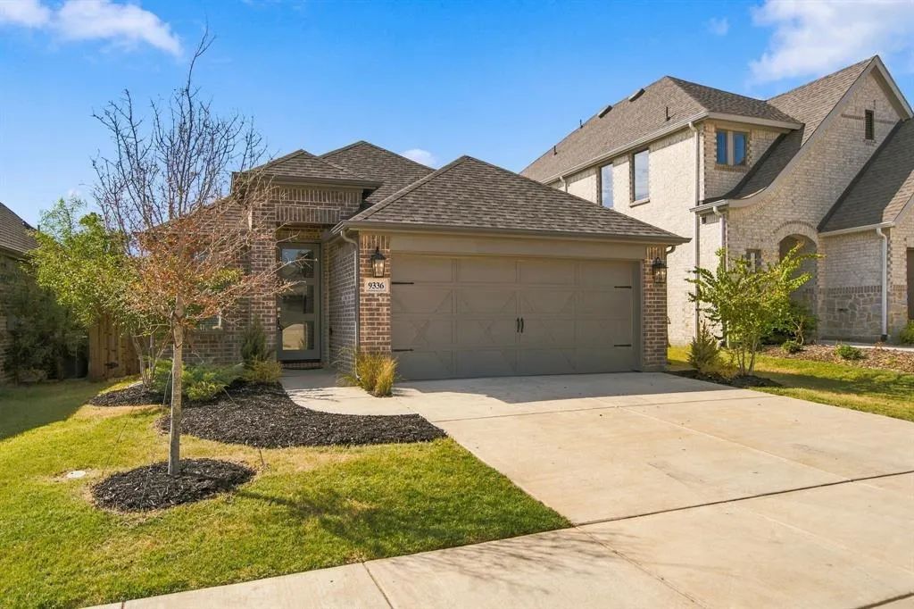 9336 Buckeye Bend