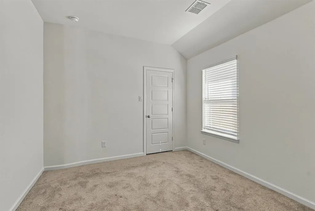 9336 Buckeye Bend