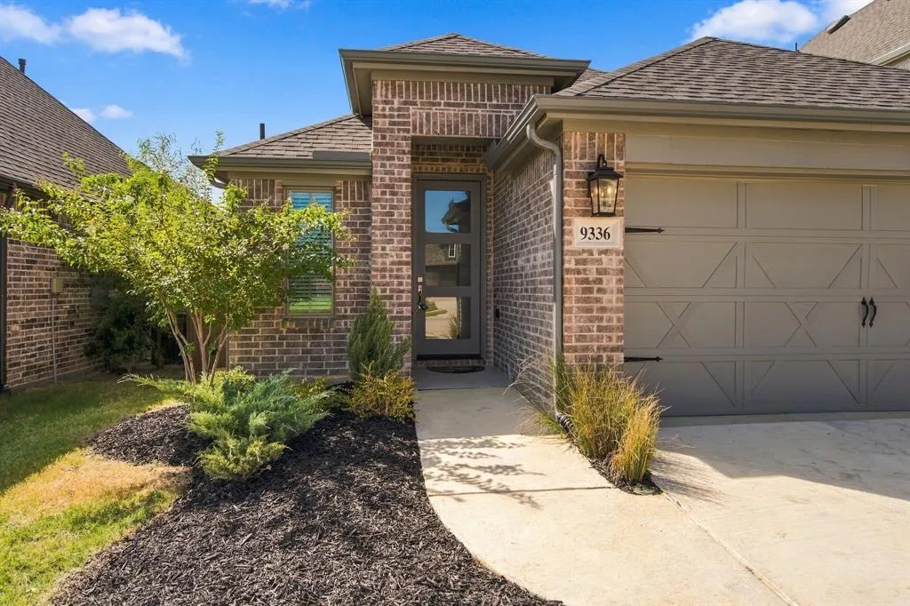9336 Buckeye Bend