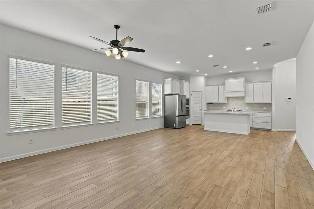 9336 Buckeye Bend